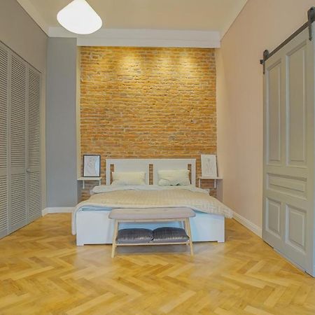 Coroni Republic Apart Appartement Braşov Buitenkant foto