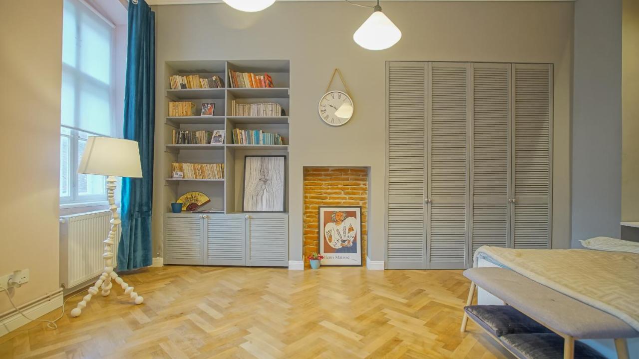 Coroni Republic Apart Appartement Braşov Buitenkant foto